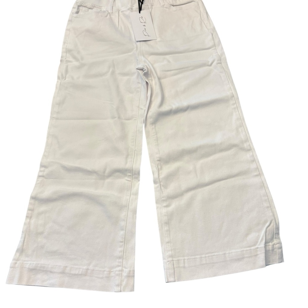 Cropped Wide-Leg Pants in White by